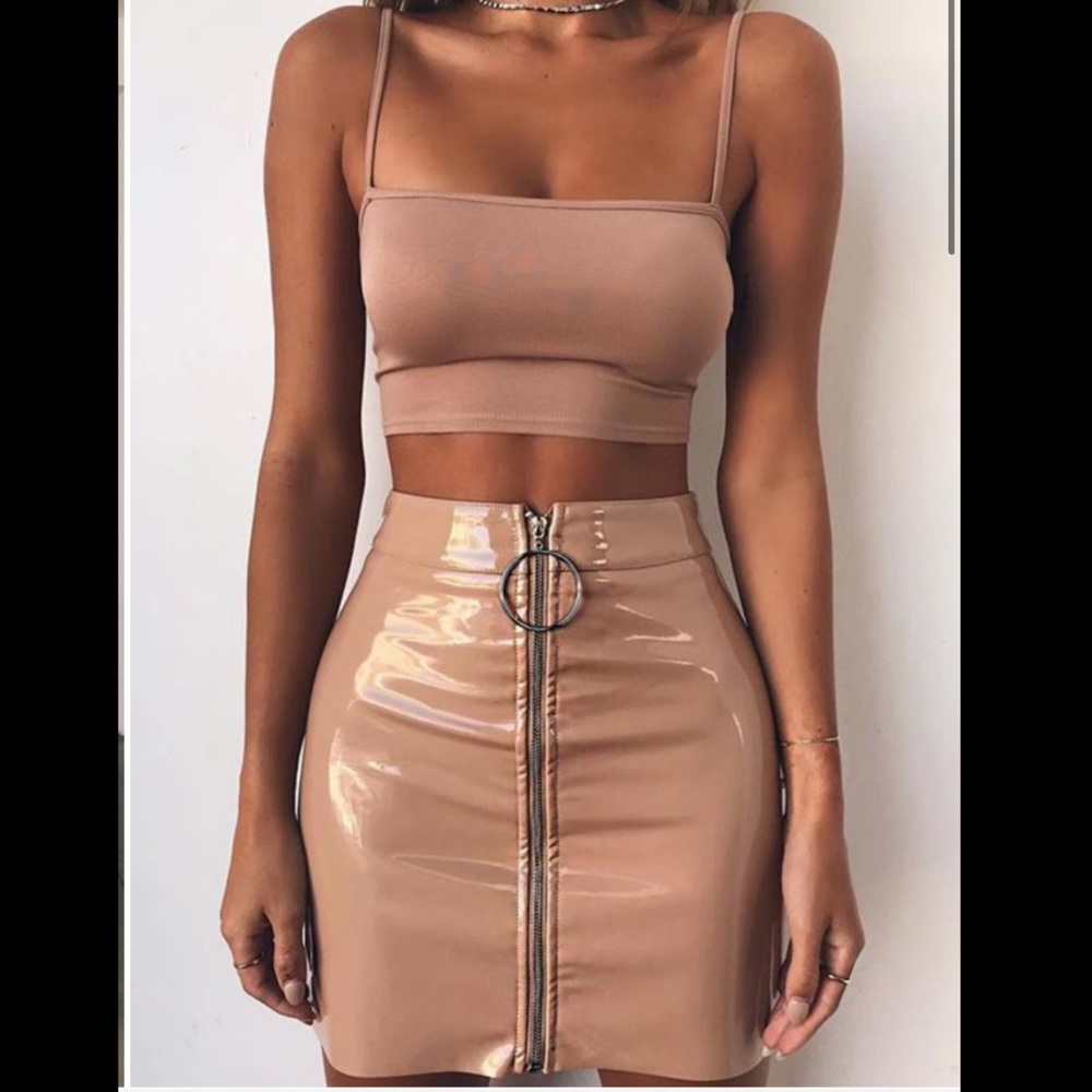 Tiger Mist Nude Crop Top - Picture 3 of 4